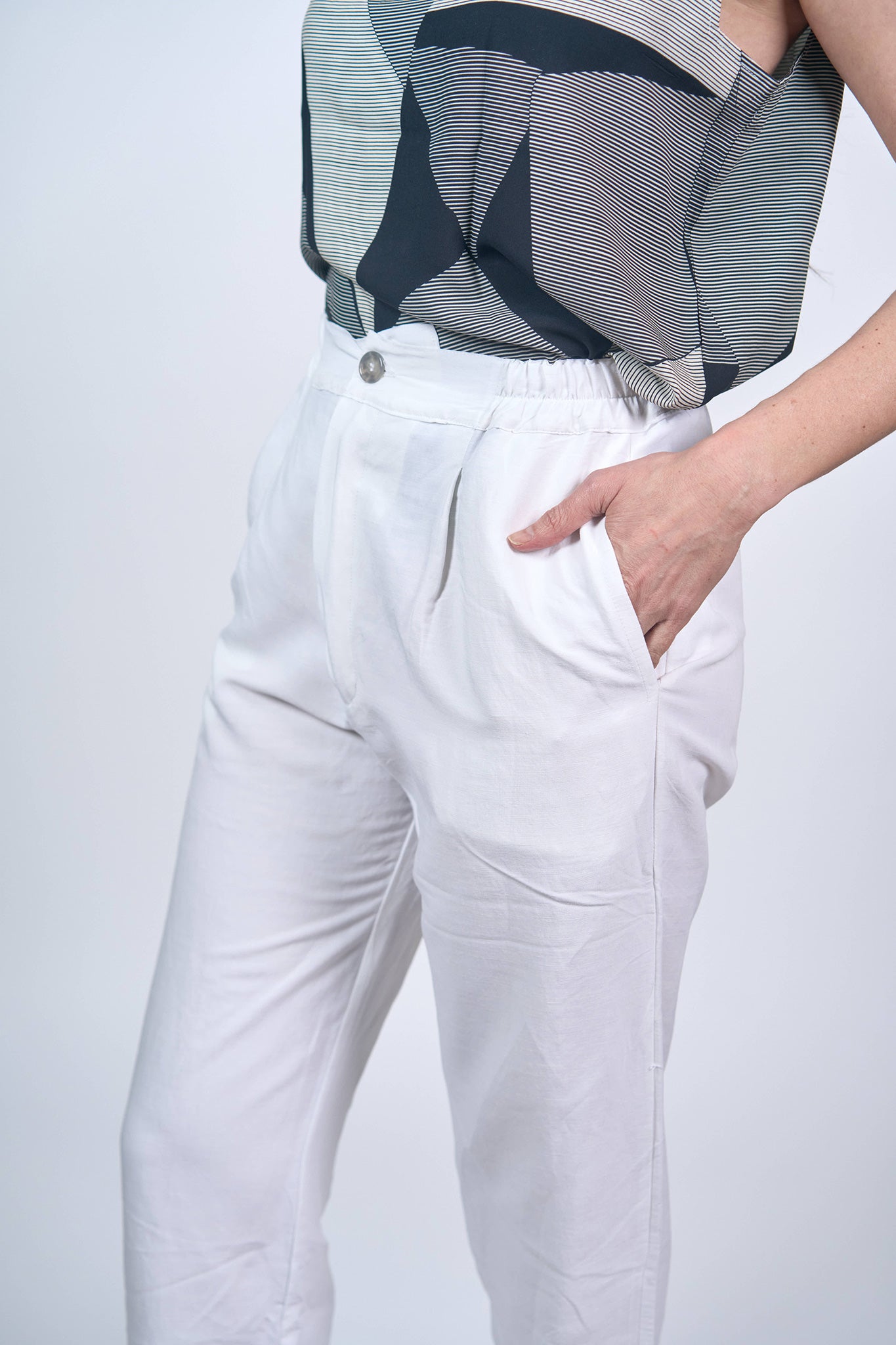 White Viscose Linen Pleated Pants