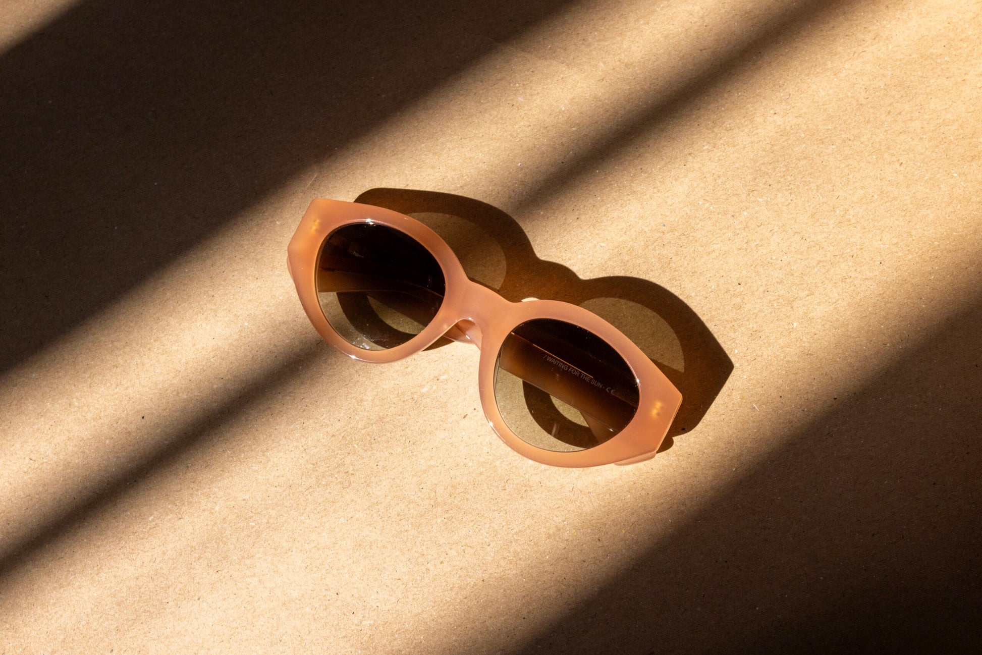 Fred terracota / Green Gradient Lens — Waiting For The Sun (1)