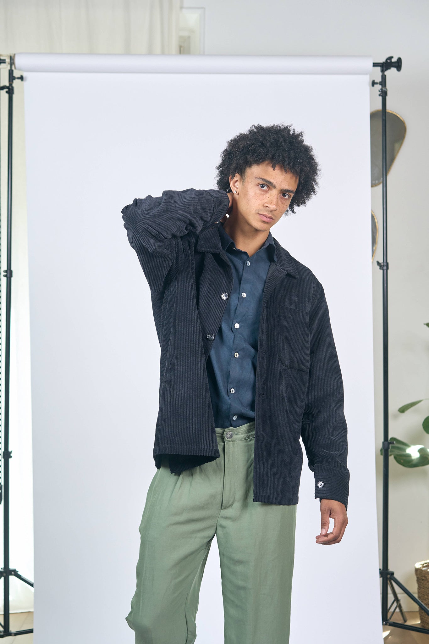 Men's Black Ribbed Velvet Overshirt