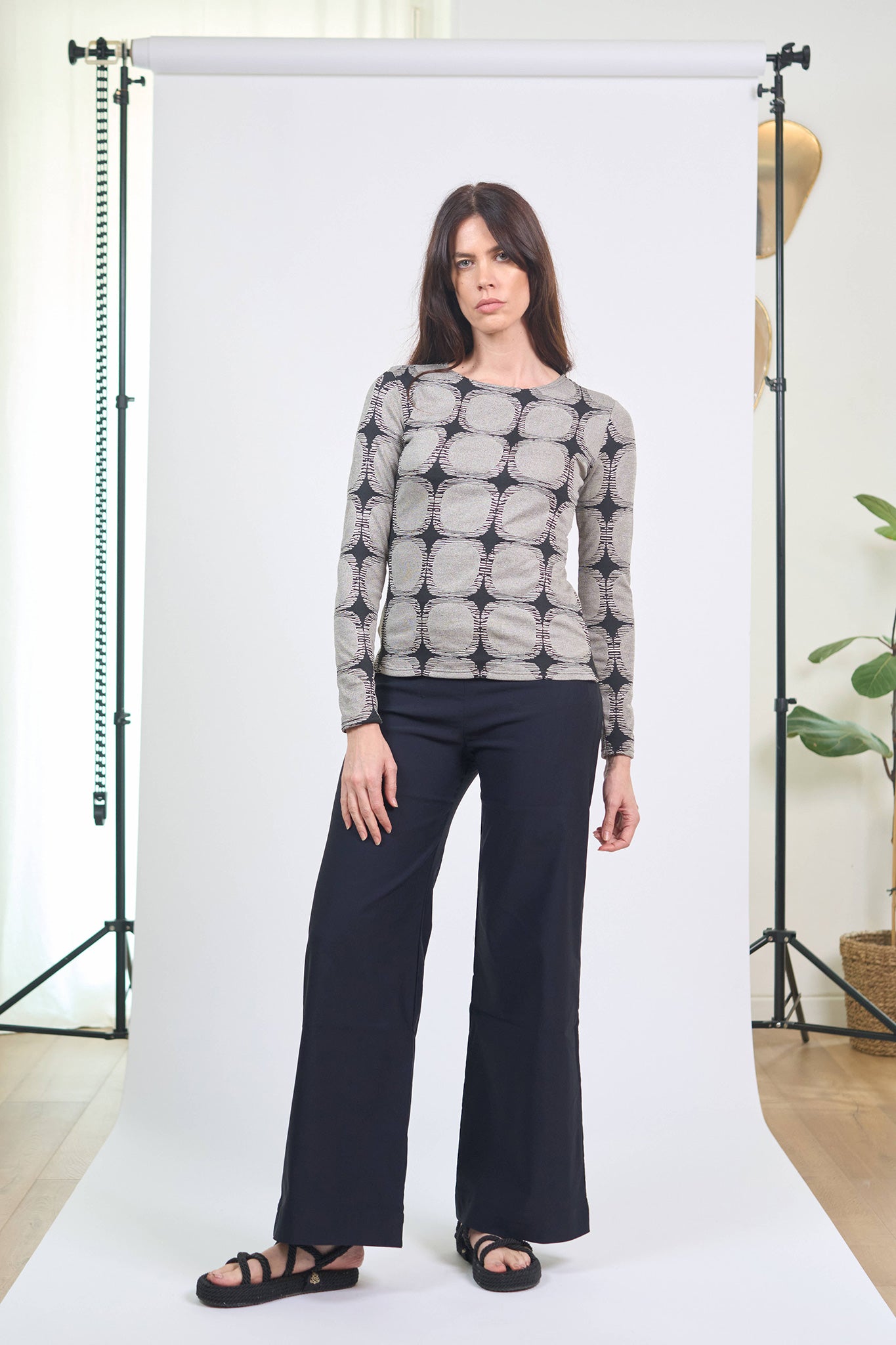 Top Patch Ovale Noir Beige