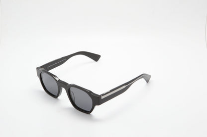 Clio Noir / Black Pola Lens — Waiting For The Sun (4)