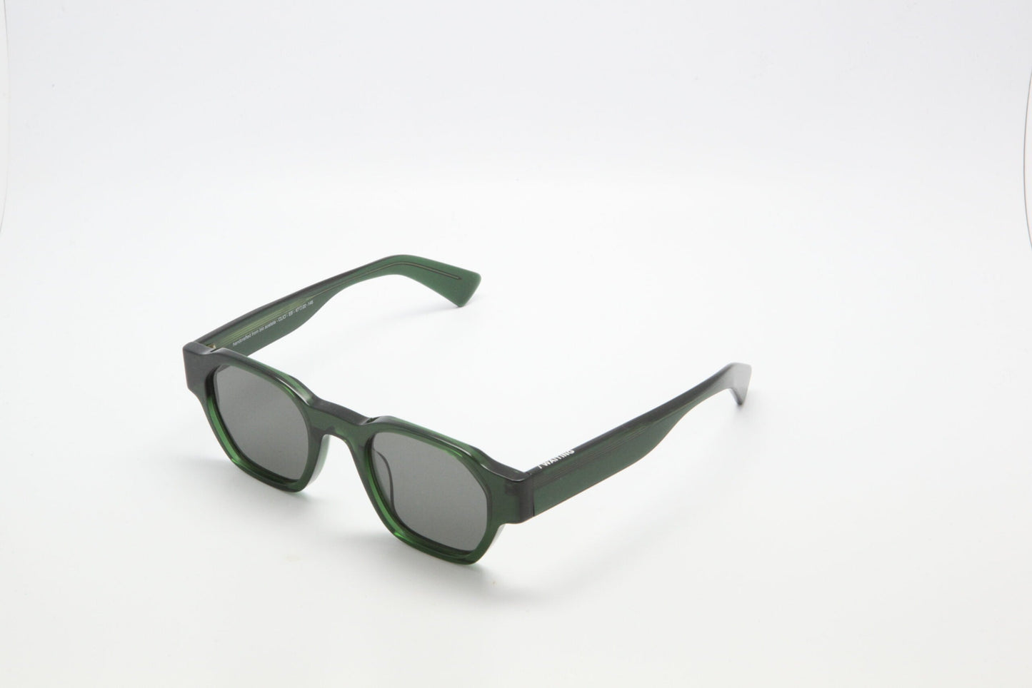 Clio Vert Cristal / Black Lens — Waiting For The Sun (5)