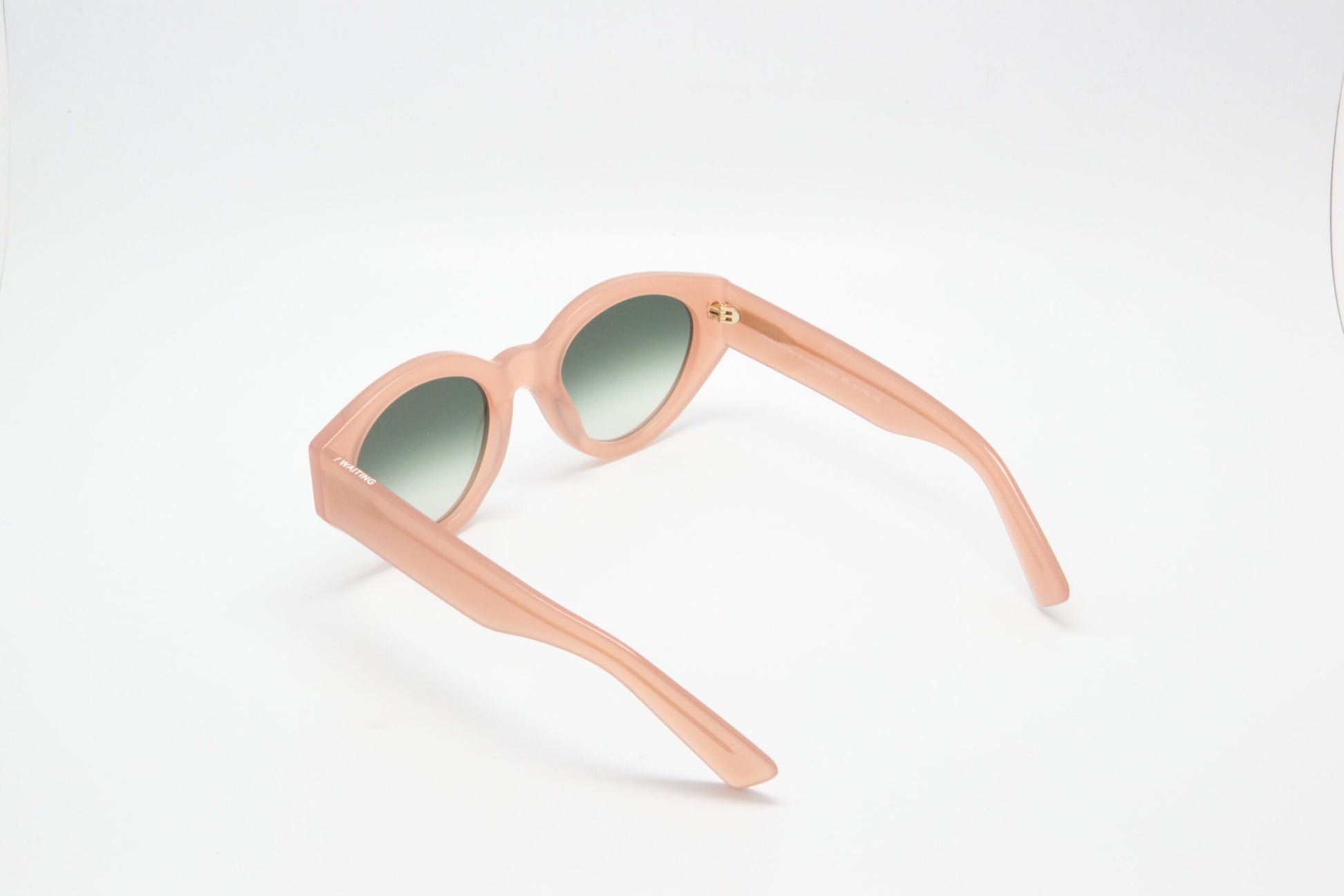Fred terracota / Green Gradient Lens — Waiting For The Sun (3)