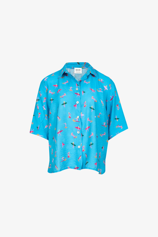 Surfer shirt with box pleat back